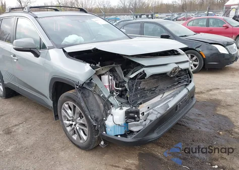 2023 Toyota Rav4 Xle Premium z USA, uszkodzony, nr VIN 2T3A1RFV6PW336329